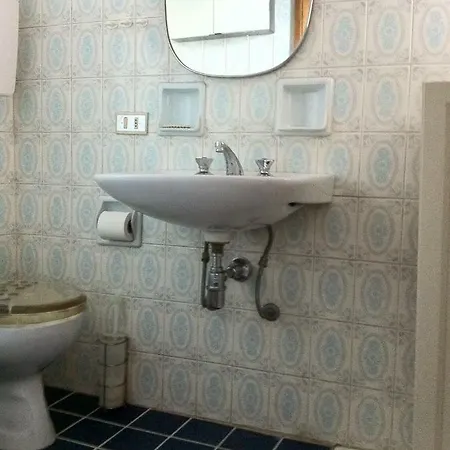 Sea Front Attic Кьявари