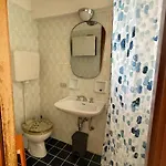 Sea Front Attic Apartman *