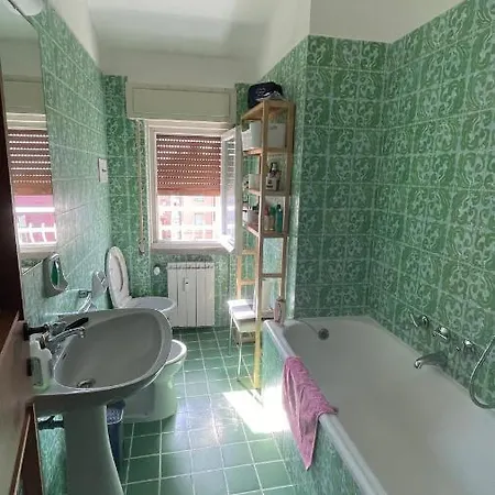 Sea Front Attic Apartment Chiavari